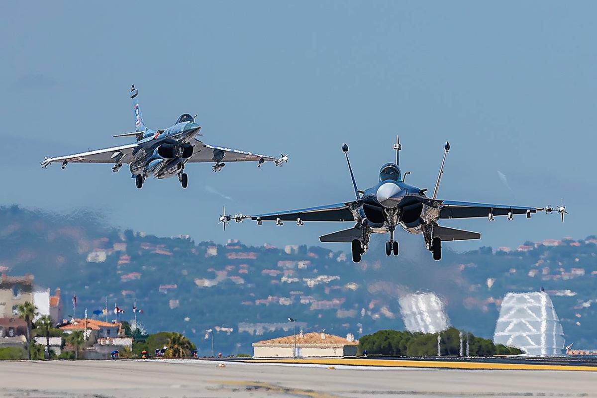 Show patrouille de France à Toulon le 15 août : spectacle aérien époustouflant