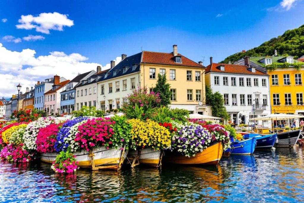 Moins célèbre que Nantes, cette ville de Loire-Atlantique charme par ses quais fleuris