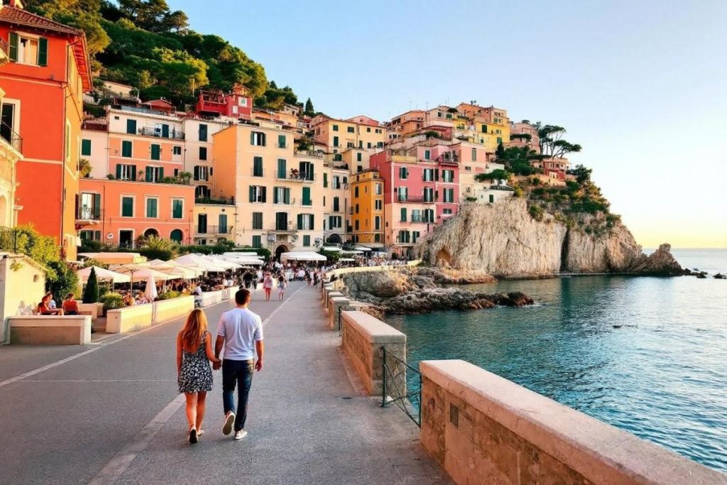 Cassis sature : les amoureux de Méditerranée se tournent vers une ville plus respirable