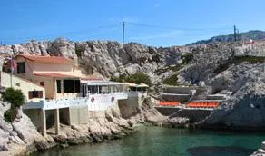 La Baie des Singes, restaurant de bouillabaisse à Marseille