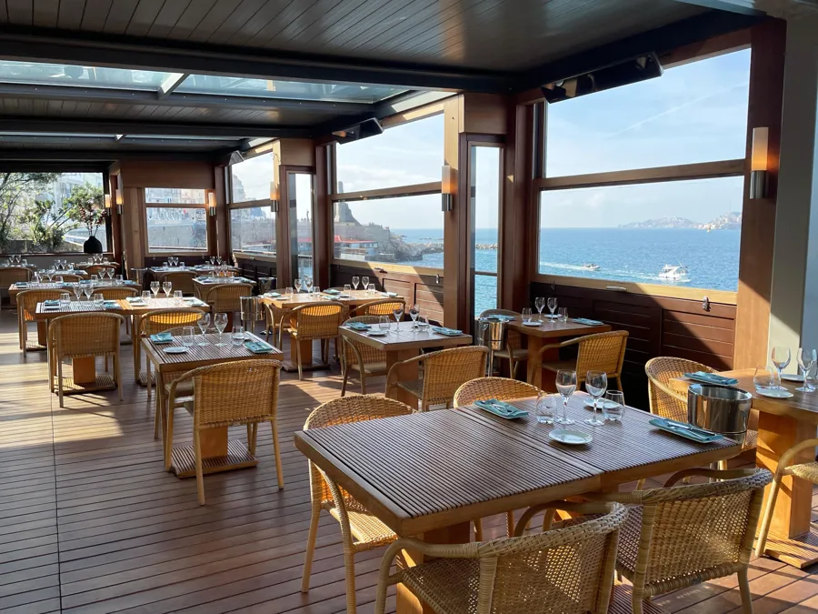 Peron, restaurant de bouillabaisse à Marseille
