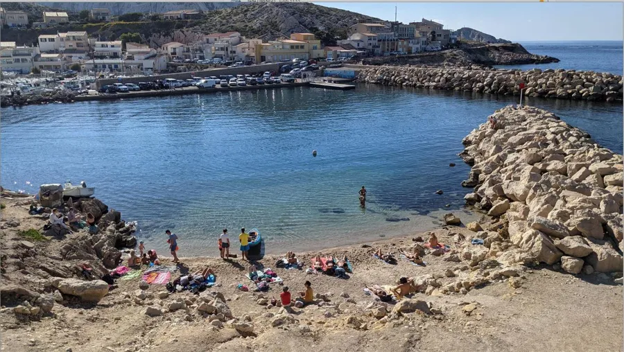 Plage du port des Goudes à Marseille